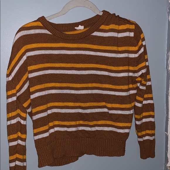 Garage Sweater - Picture 1 of 1